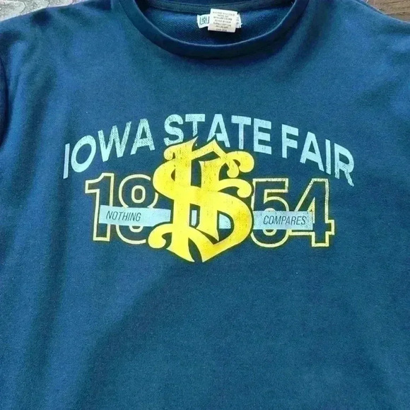 Iowa State Fair Sweatshirt.  Size XL, unisex fit.  Like new condition. - Picture 2 of 6